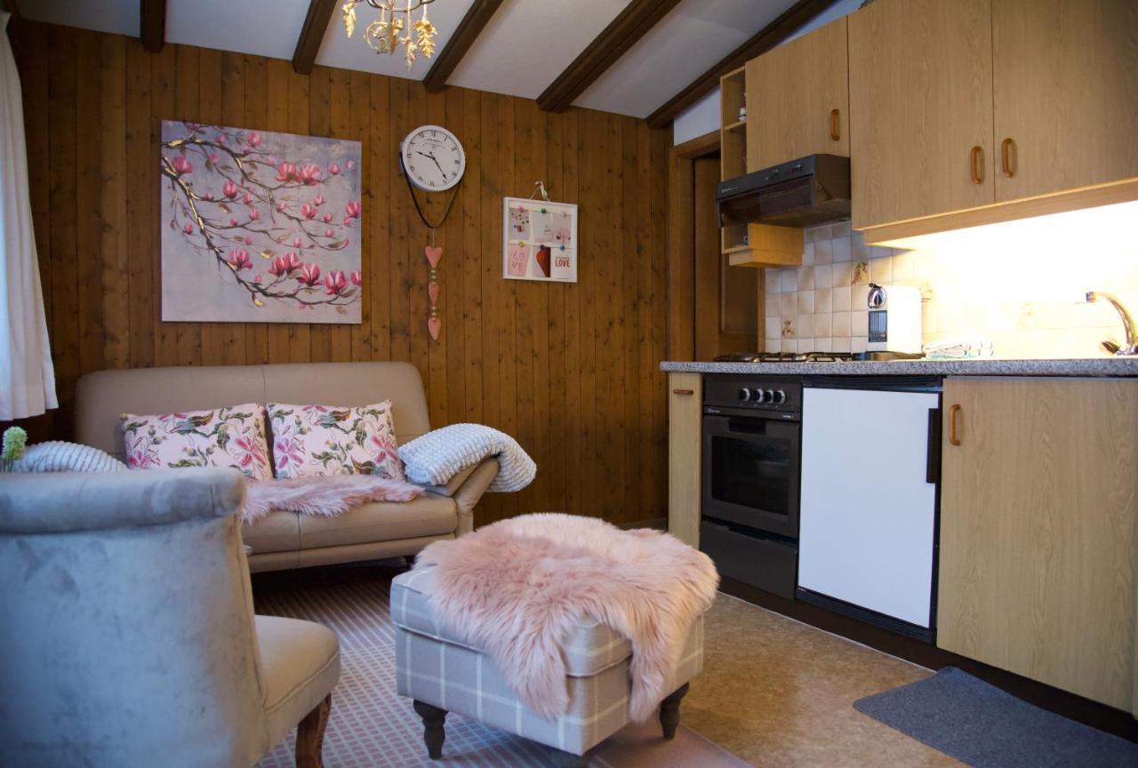 Spellbound A Romantic Hideaway For Adults Aged 18-35 Villa Lauterbrunnen Dış mekan fotoğraf